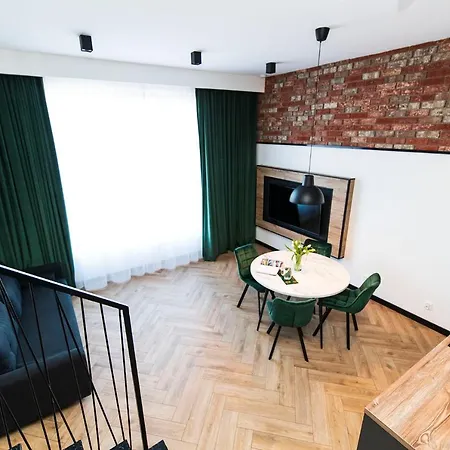 Apartament Ukiel Park 1 Διαμέρισμα Όλστυν